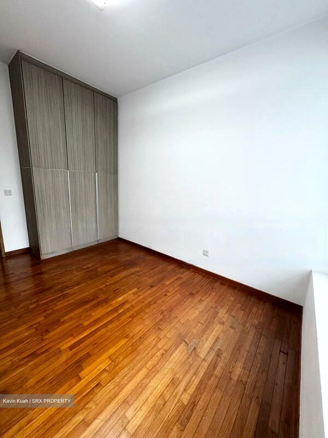 The Metropolitan Condominium (D3), Condominium #469085651